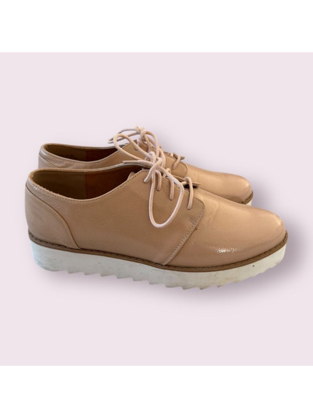 CHINESE LAUNDRY Beige Patent Oxford Lace Up Shoes Size 9.5